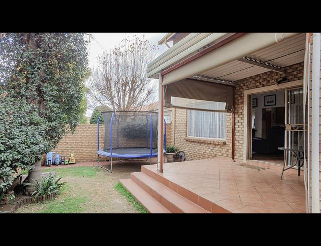 3 BEDROOM HOUSE SOLD IN AMBERFIELD
